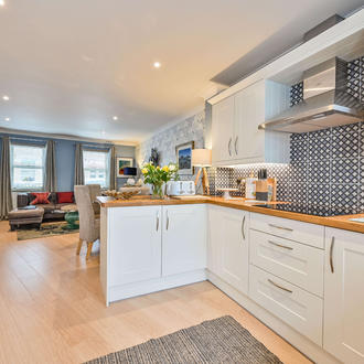 Kitchen - Lisburne Place Luxury self catering accommodation in Torquay.